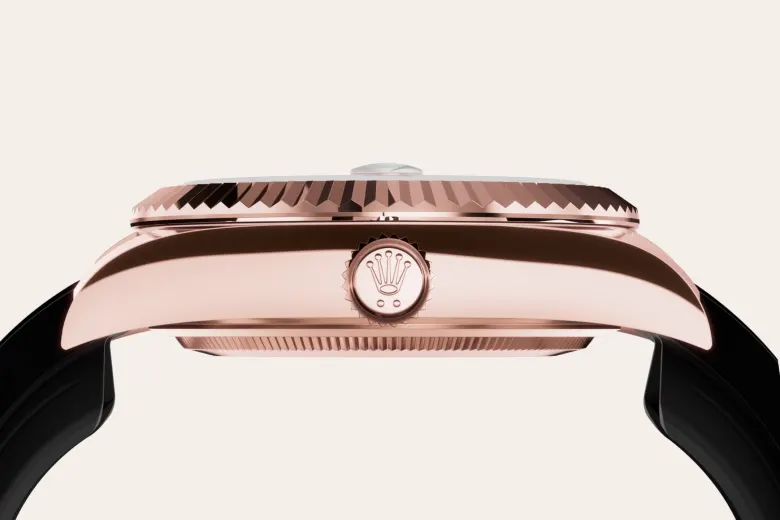 Rolex sky-dweller em Oyster, 42 mm, ouro Everose m336235-0003 em Marcolino