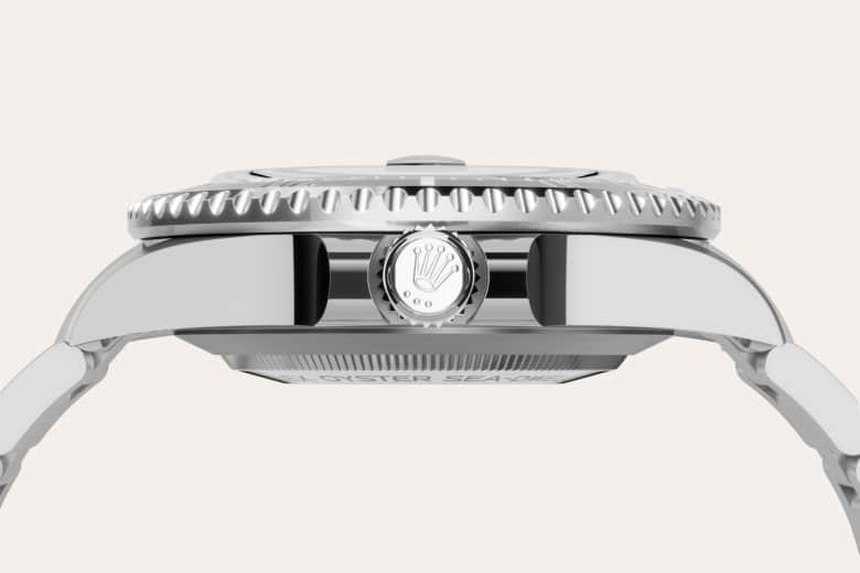 Rolex sea-dweller in Oyster, 43 mm, Oystersteel m126600-0002 at Marcolino