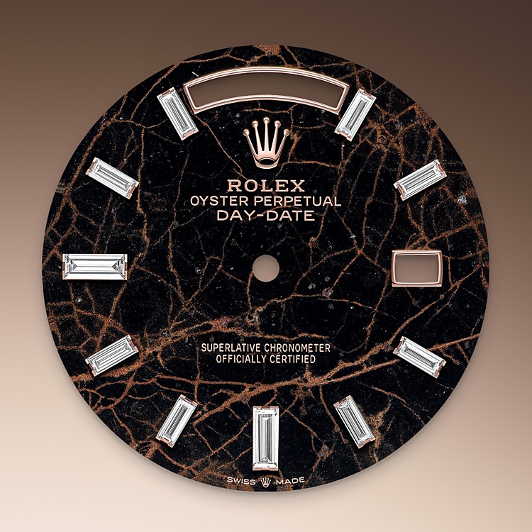 Rolex day-date em Oyster, 40 mm, Everose gold and diamonds m228345rbr-0016 em Marcolino