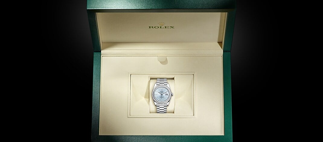 Rolex day-date em Oyster, 40 mm, platina e diamantes m228396tbr-0002 em Marcolino
