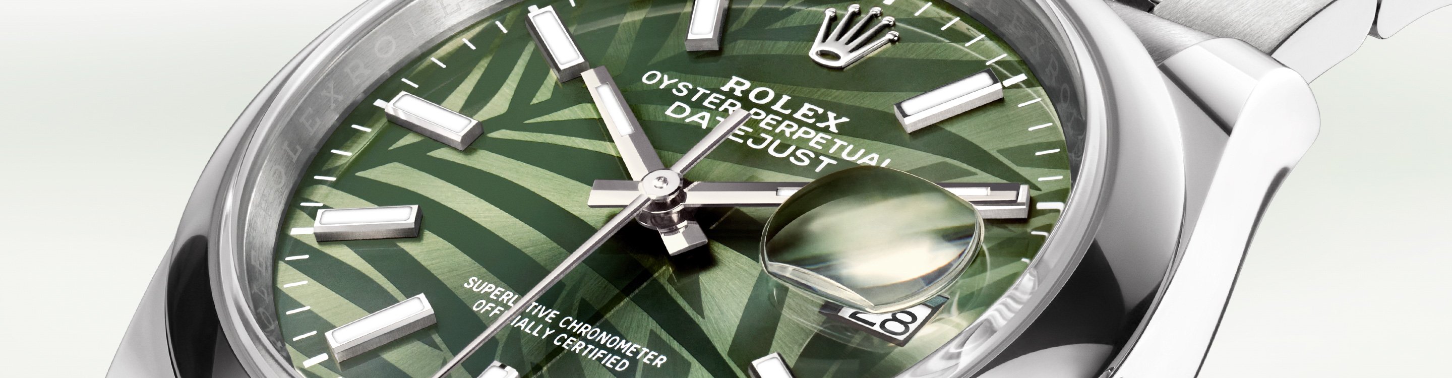 Rolex Datejust in Yellow Rolesor combination of Oystersteel and