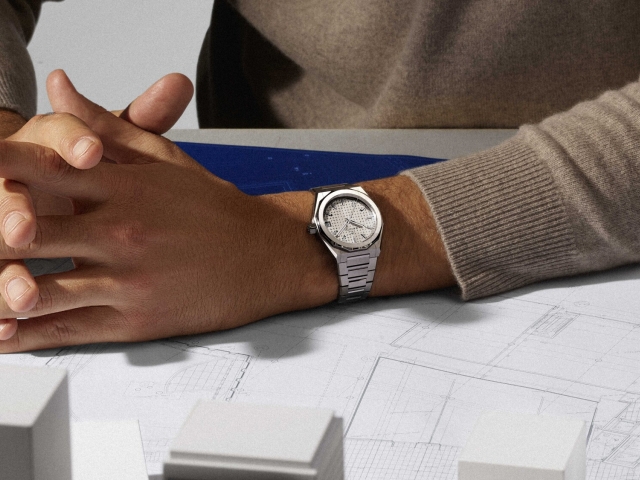 Silhuetas Duplas da Modernidade: O Defy Skyline 36 em Prata Refinada, em Duas Expressões Distintas de Elegância Urbana